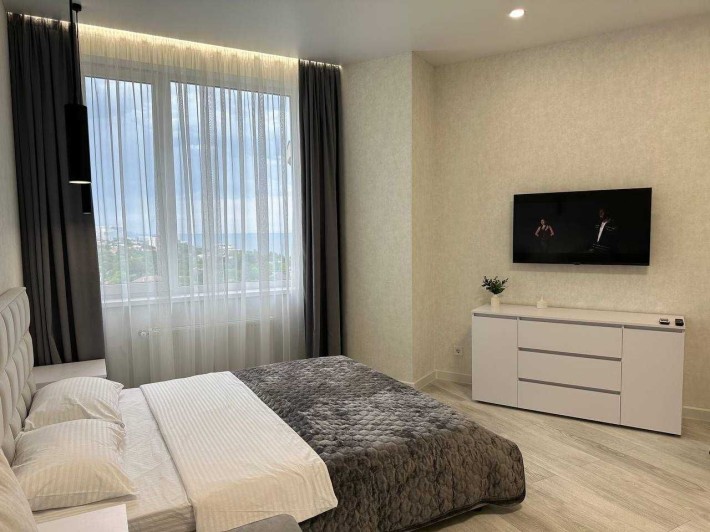 Продам квартиру з видом на море. До пляжу 150 метрів.  Власник - фото 1