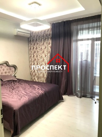Продаж 3-кімнатної квартири в центрі міста - фото 1