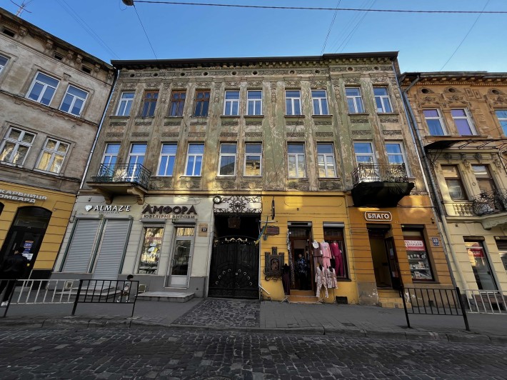 Продаж квартири з новим ремонтом в центрі Львова по вул. Шпитальній - фото 1