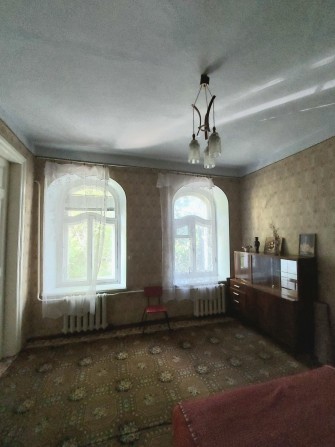 Продаю 2к квартиру центр отличный вариант - фото 1