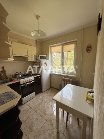 Продам 3 комнатную квартиру на Черёмушках - фото 1