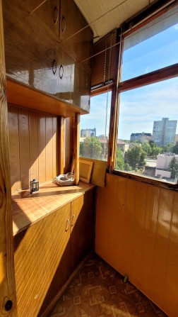 Продам 1-к.кв, 33кв.м, проспект Науки,21а, метро рядом - фото 1