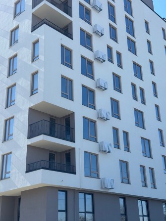 Продаж 2 кім.кв. в зданому будинку з терасою, ЖК Там Там вул.Зелена - фото 1