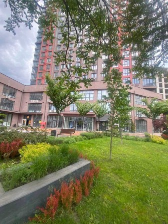 Продам ! 2 комнатную  в Лучшем новострое р-н Черемушек  ЖК"Манхеттен" - фото 1