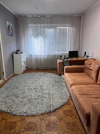 Продам 3-комнатную квартиру - фото 1