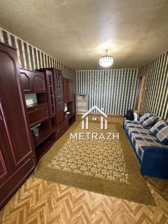 Продам 1-кімнатну квартиру біля метро Ботанічний Сад - фото 1