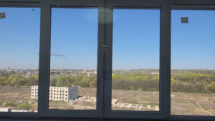 ЖК Птичка продам СВОЮ ВИДОВУЮ 1-к квартиру с новым ремонтом - фото 1