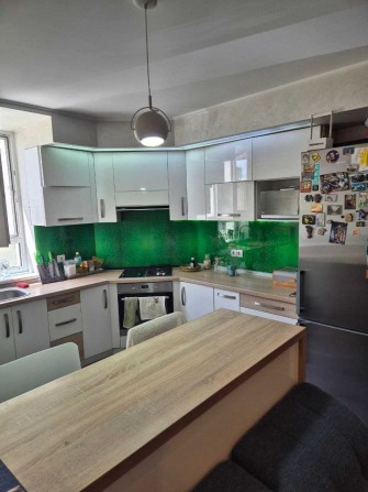 Продам большую 2 к на Салтовке в Новострое . Ремонт , мебель , техника - фото 1