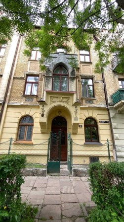 Продаж 2 кім. квартири по вул. Паркова біля Стрийського парку. - фото 1