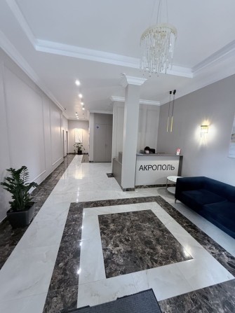 Продам двухкомнатную в Акрополе с видом на море на 5 фонтана - фото 1