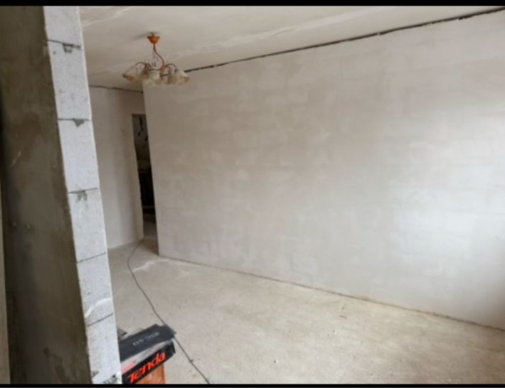 Продам 3 кімнатну квартиру - фото 1