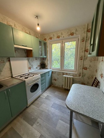 Продам 4 комн квартиру Черемушки , суперцена - фото 1