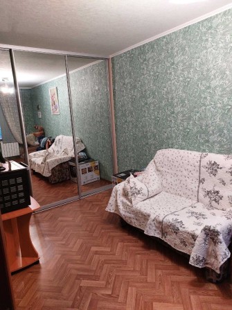 Продам 2 из квартиру м Дворец Спорта Пр-т Петра Григоренка,28000 - фото 1