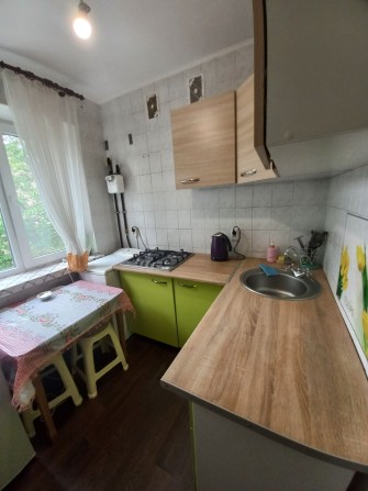 НИЗКАЯ ЦЕНА ПО ЦЕНЕ 1 к.кв! Продам 2 к.кв Салтовка, метро Студенческая - фото 1