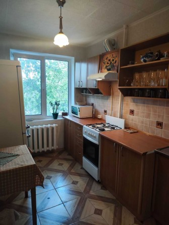 Продам 3 кімн кв Старий Центр 3/9 панель 63 м, ремонт,лоджа, балкон - фото 1