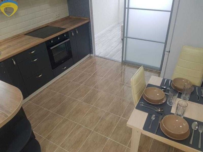 Продам 1 ком квартира в новом ЖК на Таирова/ремонт - фото 1
