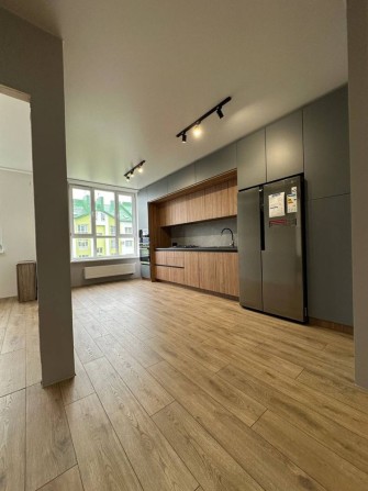 Продаж квартири в заселеній новобудові, вул. Стрийська - фото 1