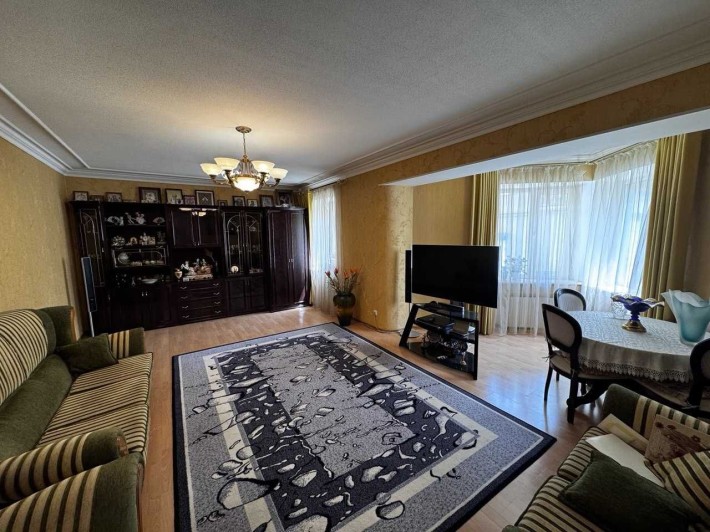 Фонтан. Педагогическая 3 комн. 125 м. Дом от Стикон. паркинг в падарок - фото 1