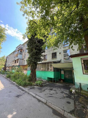 ПРОДАМ 2-кімнатну квартиру біля парку на Черемушках - фото 1