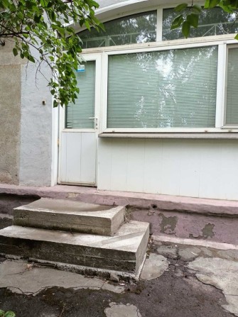Продам 3-х кімнатну квартиру - фото 1