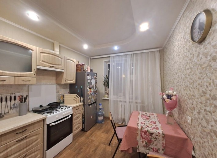 Продам 4х кім кв  Зестафонська Осіпенковській мкрн (по сертификату) - фото 1