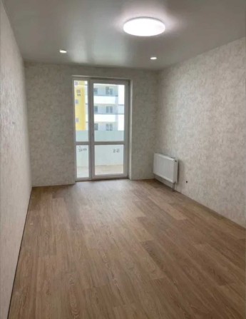 Продам большую 1к S 54м в новострое с ремонтом.ЖК Сказка.Q - фото 1