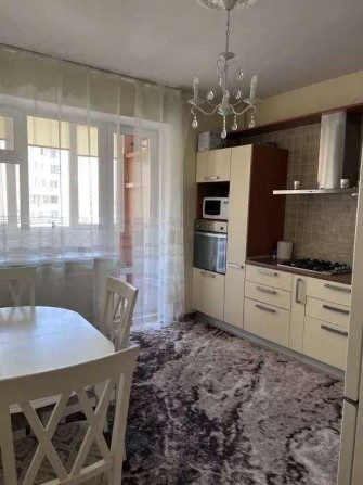 3 комнатная квартира в Приморском районе. Ул. Композитора Нищинского - фото 1
