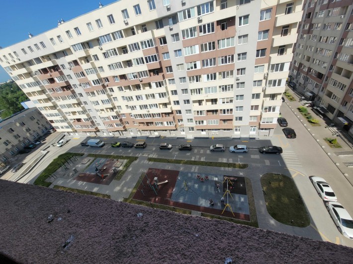 Продаж 1к Угорська 40м 9/11ц 53тис всі комунікації є, ліфт працює - фото 1