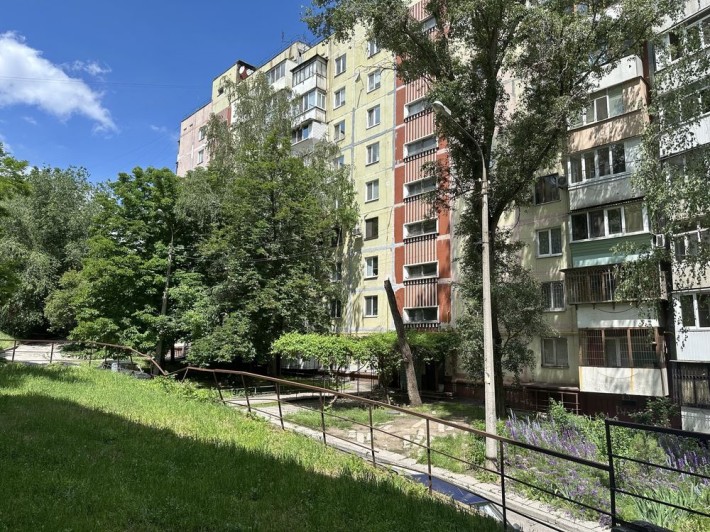 Продаж 2-кімн кв 4/9 по вул Нижньодніпровській - фото 1