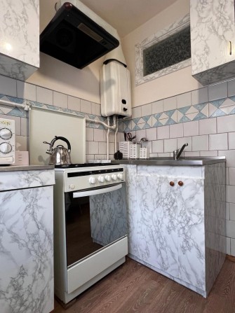 Продаж 2 кім. квартири, цегла, 46/28/6 кв., м -56.000$ - фото 1