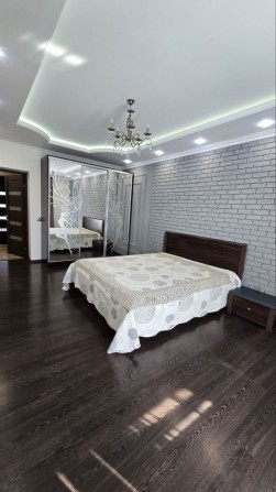 Продаж 2 кімнатна + кухня вітальня Наукова новобуд - фото 1