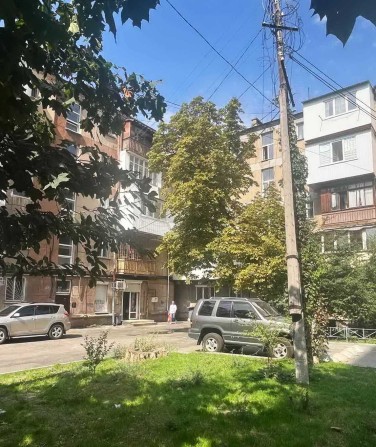 3-комнатная квартира  в районе Сегедской недалеко от парка и сквера - фото 1