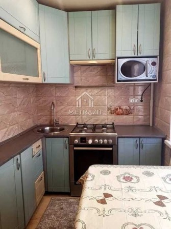 Продам 2-комнатную квартиру возле метро Героев Труда! (87247) - фото 1