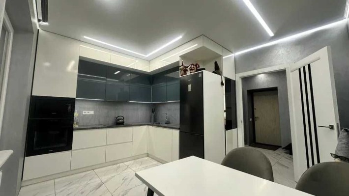 Продажа 2-комнатной квартиры ЖК Мира-4 метро Индустриальная - фото 1