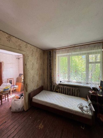 продаж 3-ри кімнатноі квартири в цегляному будинку на Черемхах - фото 1