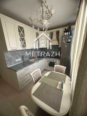 Продается видовая 2к квартира 13/16 Павлово Поле метро Научная 76121 - фото 1