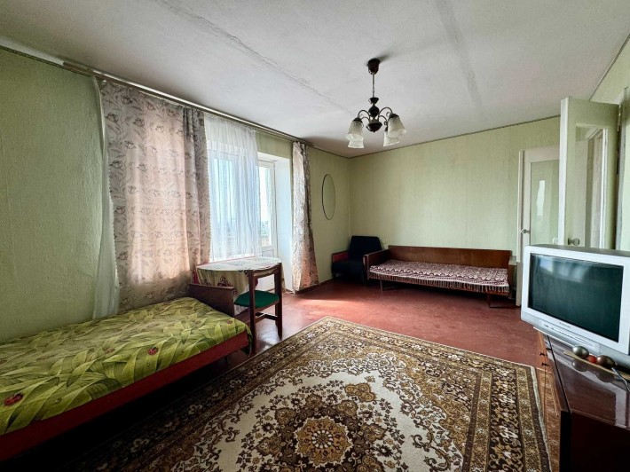 Продаю 1-кімнатну квартиру, вул. Наваринська, рн Пушкінськго кільця ц5 - фото 1