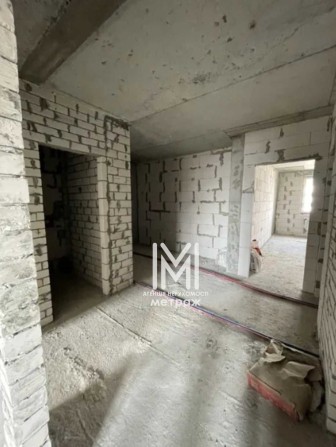 Продам 2-к  82 м2 Новые Дома, метро Дворец Спорта, ЖК Пролисок - фото 1