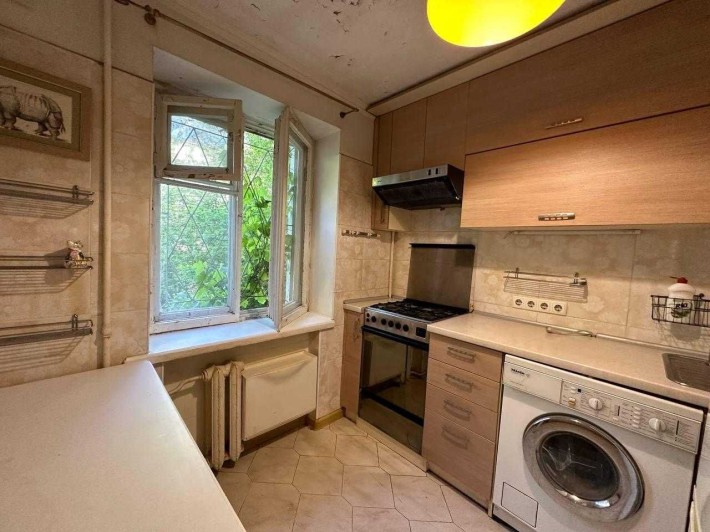 Продам 2-ком квартиру на Черёмушках, ул.Ген.Петрова (136-642) - фото 1