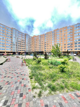Продам квартиру ЖК Лазурный, строит ремонт, центр рынок, Клочковская - фото 1