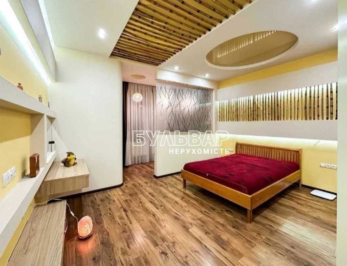 Продам 3 к.кв - 100 м2, Центр, Новострой, ЖК Мир, Павлово Поле - фото 1