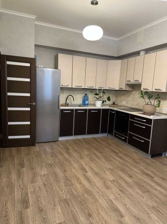 Продам 2 кімнатну відмінну сталінку на проспекті Науки - фото 1