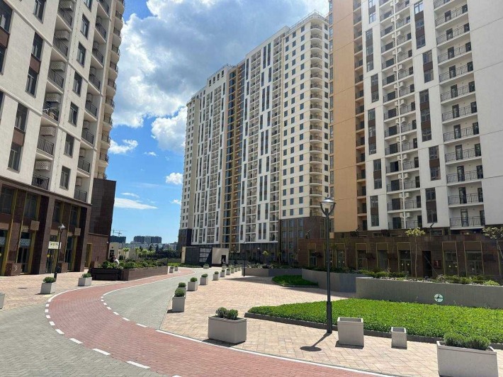 2 комнатная квартира на Краснова 68 Жемчужина - фото 1