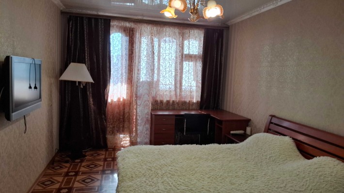 Продам 3 ккв на Олимпийской метро Дворец Спорта Сертификат - фото 1