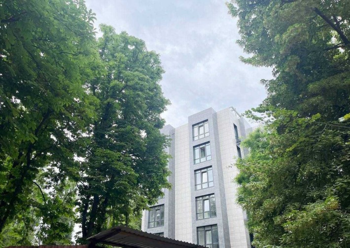 1-комн 40 м2 Новый дом Парк Горького Первый взнос 13300 с проживанием - фото 1