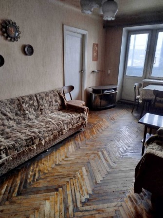 Продам 3 к квартиру метро Защитников Украины. - фото 1