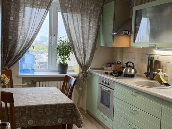 продам 3хком центр Одеса