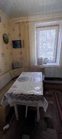 3-кімн для 3-4 хлопця , можна 1-3 місяця, з меблями і технікою - фото 1