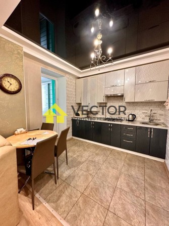 Простора квартира 52 м2 у новобудові. Індив. опалення - фото 1