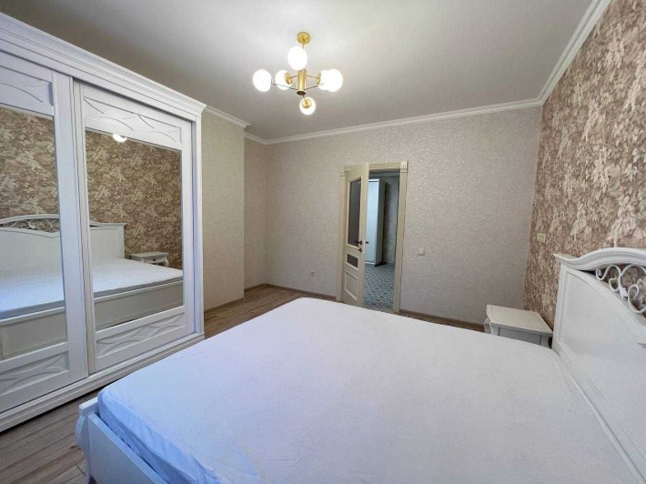 Здам 2 кім новобудову. Центр. 600$ - фото 1